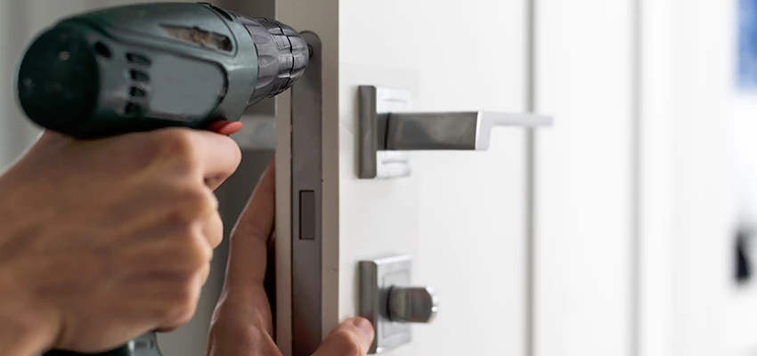 Locksmith For Lock Replacement Near Me in Brea, CA